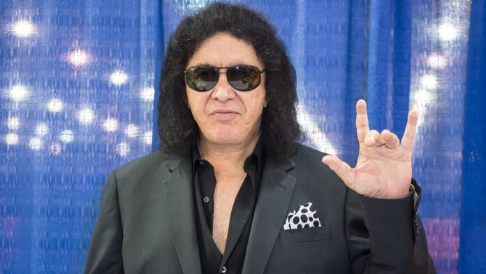 https://www.mundometalbr.com/kiss-algumas-das-pessoas-mais-bem-sucedidas-e-talentosas-tambem-sao-algumas-das-mais-desonestas-diz-gene-simmons/