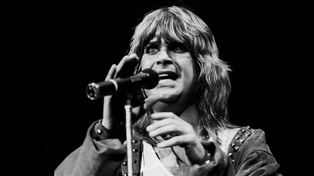 Ozzy Osbourne: "'O que temos que fazer para nos livrar de você?' Ele disse que queria um milhão e meio, e um álbum. Era muito dinheiro", diz Sharon Osbourne