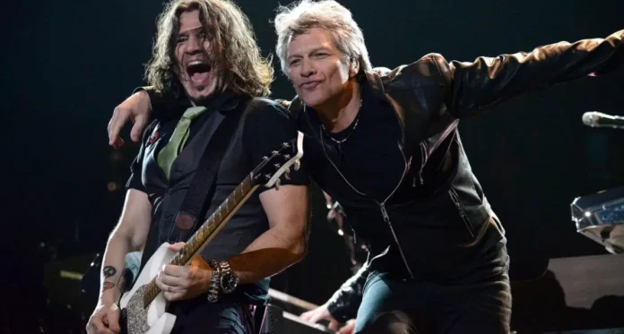 Bon Jovi: Phil X conta como foi enfrentar a reação dos fãs ao substituir o guitarrista da formação clássica Richie Sambora, "Foi brutal no começo"